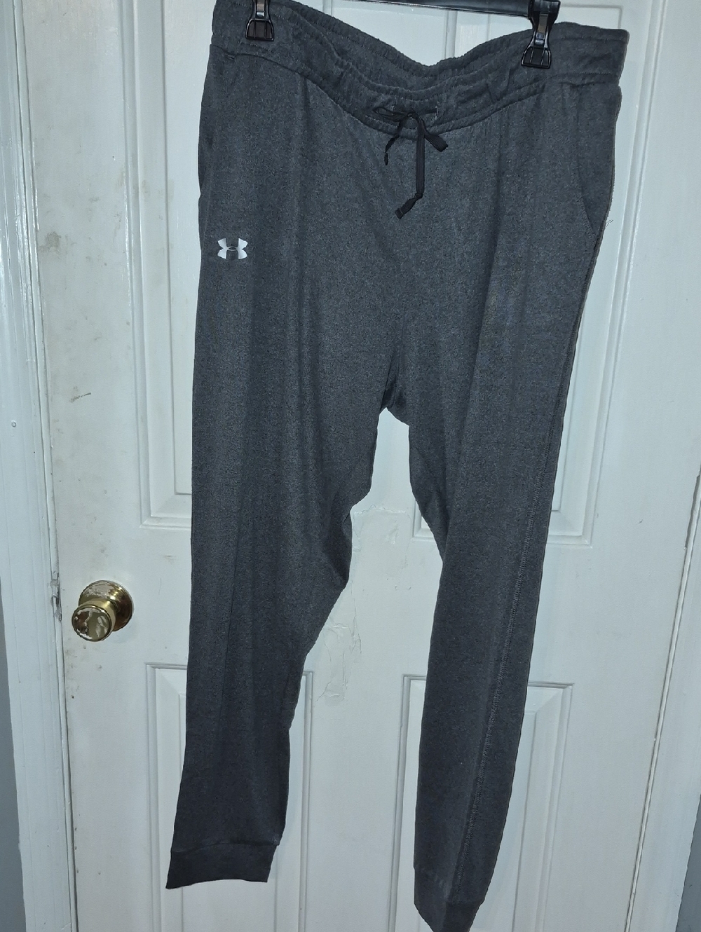 Under Armour Heat Gear Loose Fit Dark Gray Performance Joggers XL
